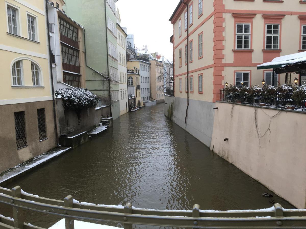 Apartment Vltava Прага Екстер'єр фото