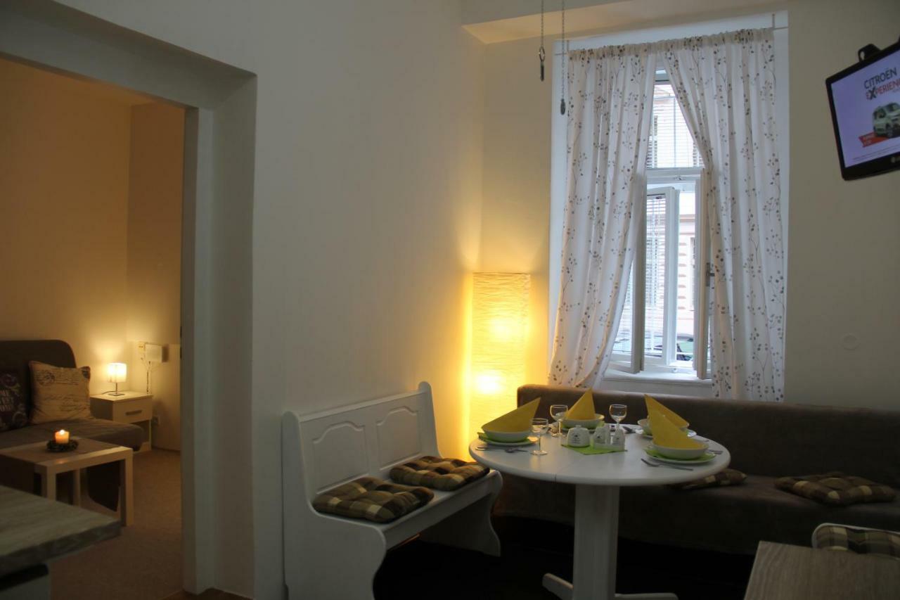 Apartment Vltava Прага Екстер'єр фото